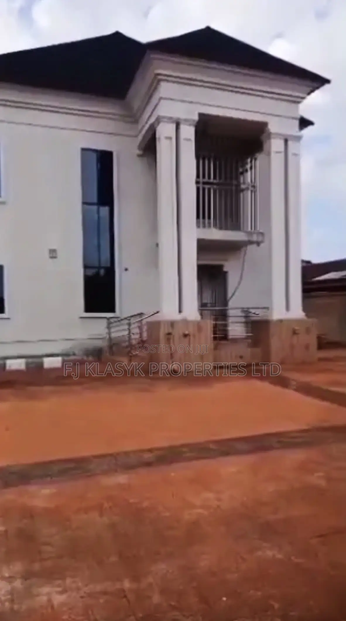 5bdrm Duplex in Benin City for sale in Benin City