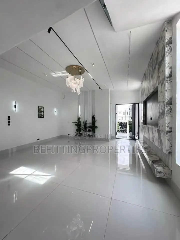 4bdrm Duplex in Ajah for sale in Ajah