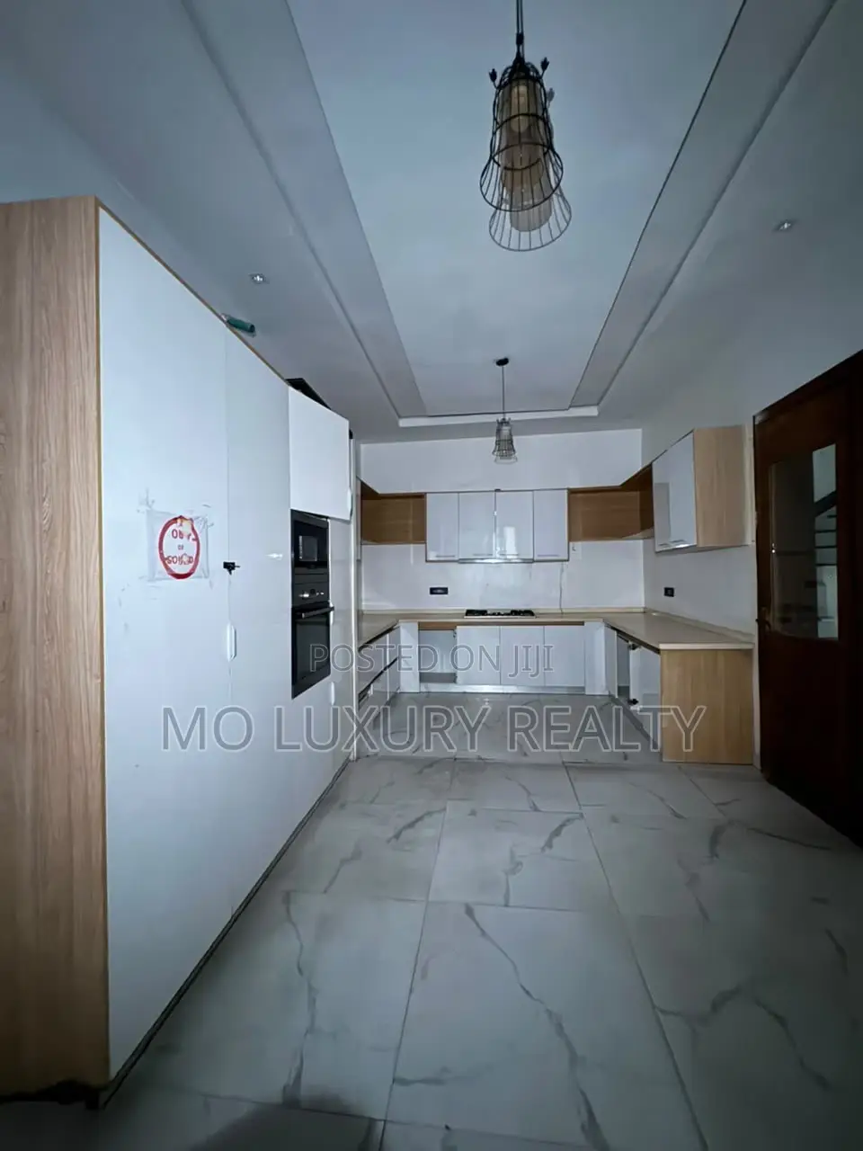 5bdrm Duplex in Lekki Phase 1 for rent in Lekki Phase 1