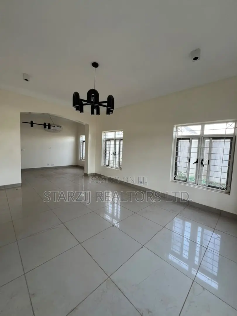 2bdrm Block of Flats in Jahi for sale in Jahi