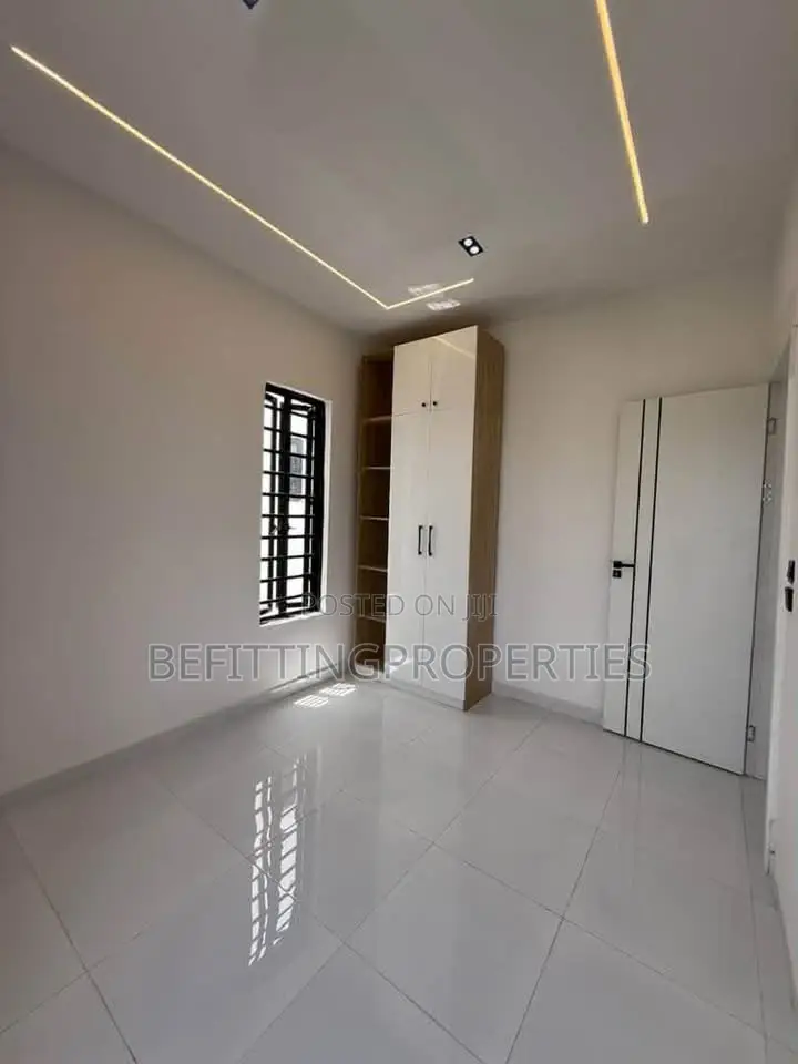 4bdrm Duplex in Ajah for sale in Ajah