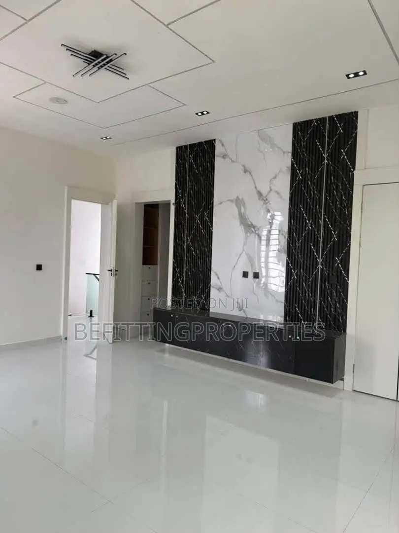 4bdrm Duplex in Ajah for sale in Ajah