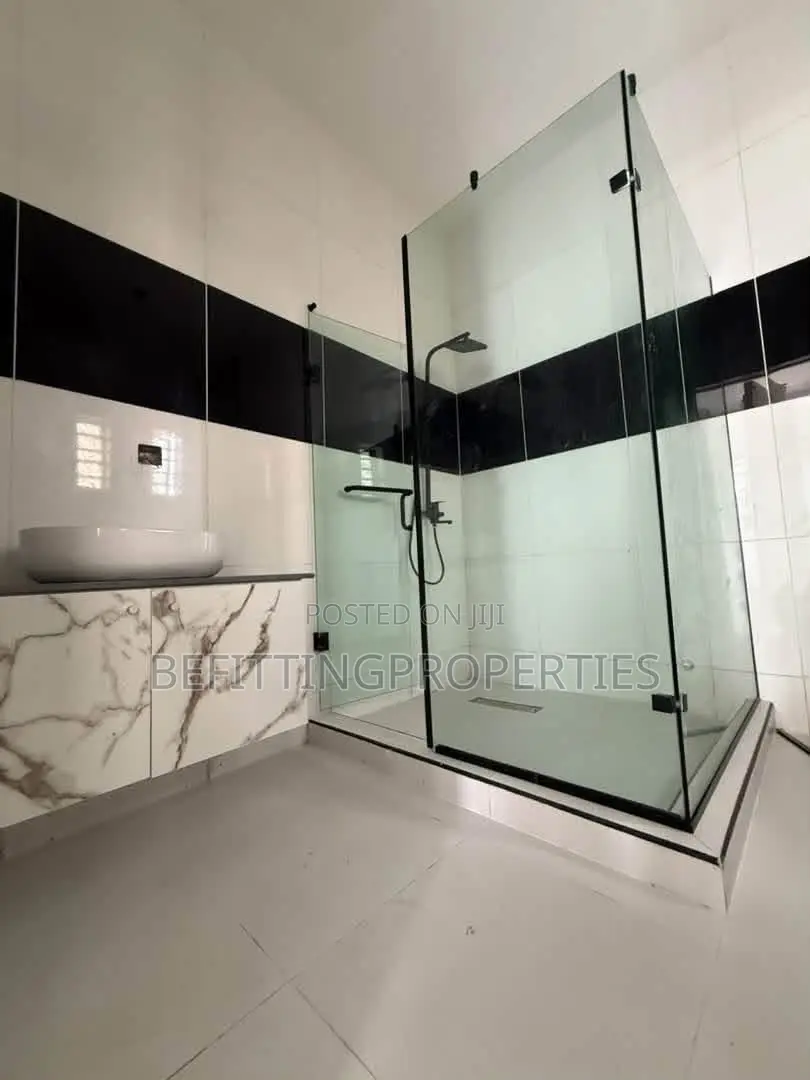 4bdrm Duplex in Ajah for sale in Ajah