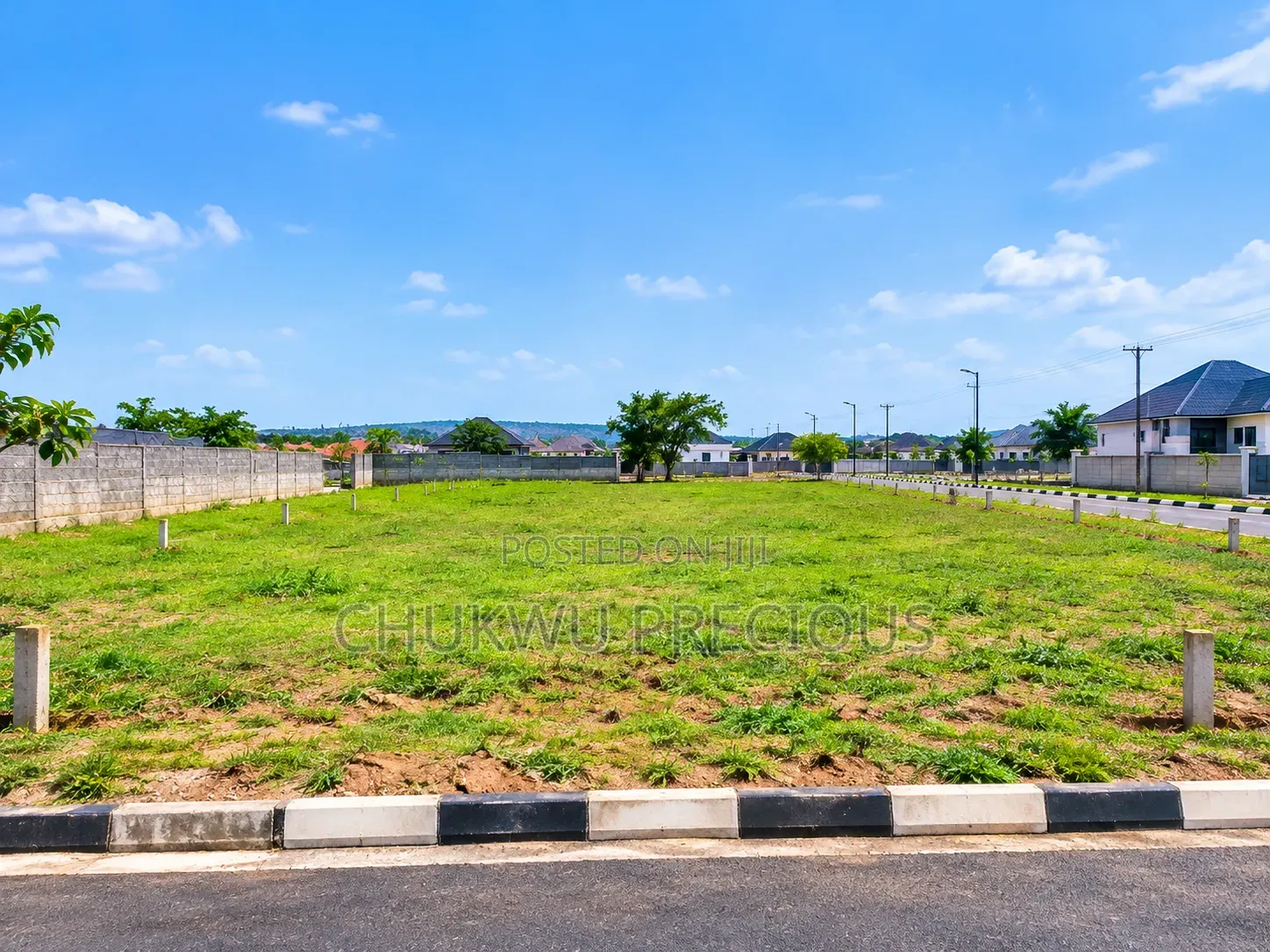 300sqm Land for 3-Bedroom Semi Detached Duplex at Karsana East, Abuja in Karsana