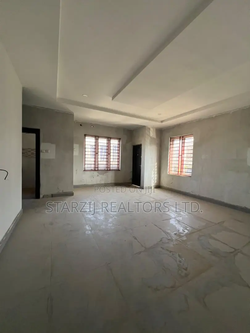 18bdrm Duplex in Jahi for sale in Jahi