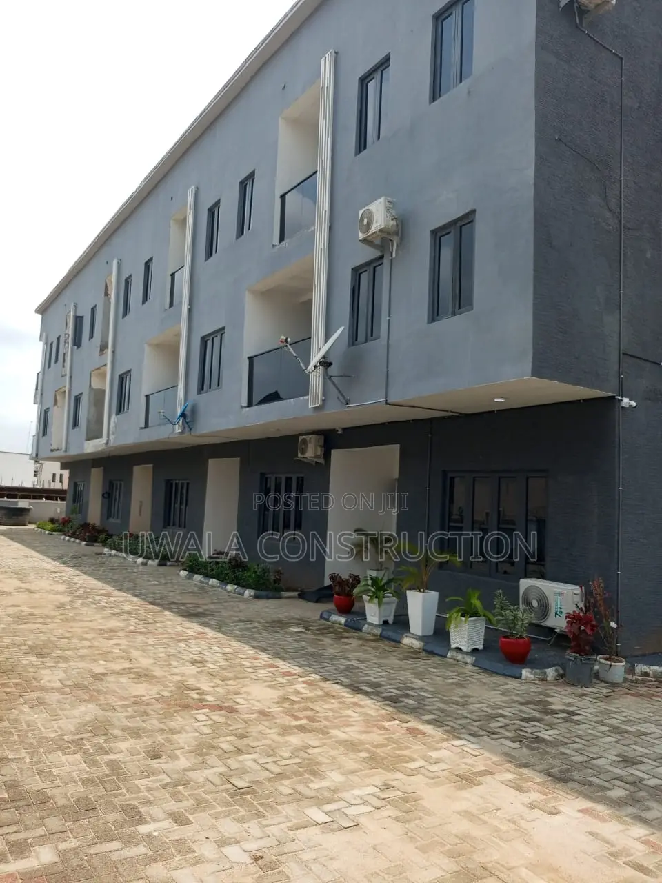 4bdrm Duplex in Life Camp for sale in Life Camp