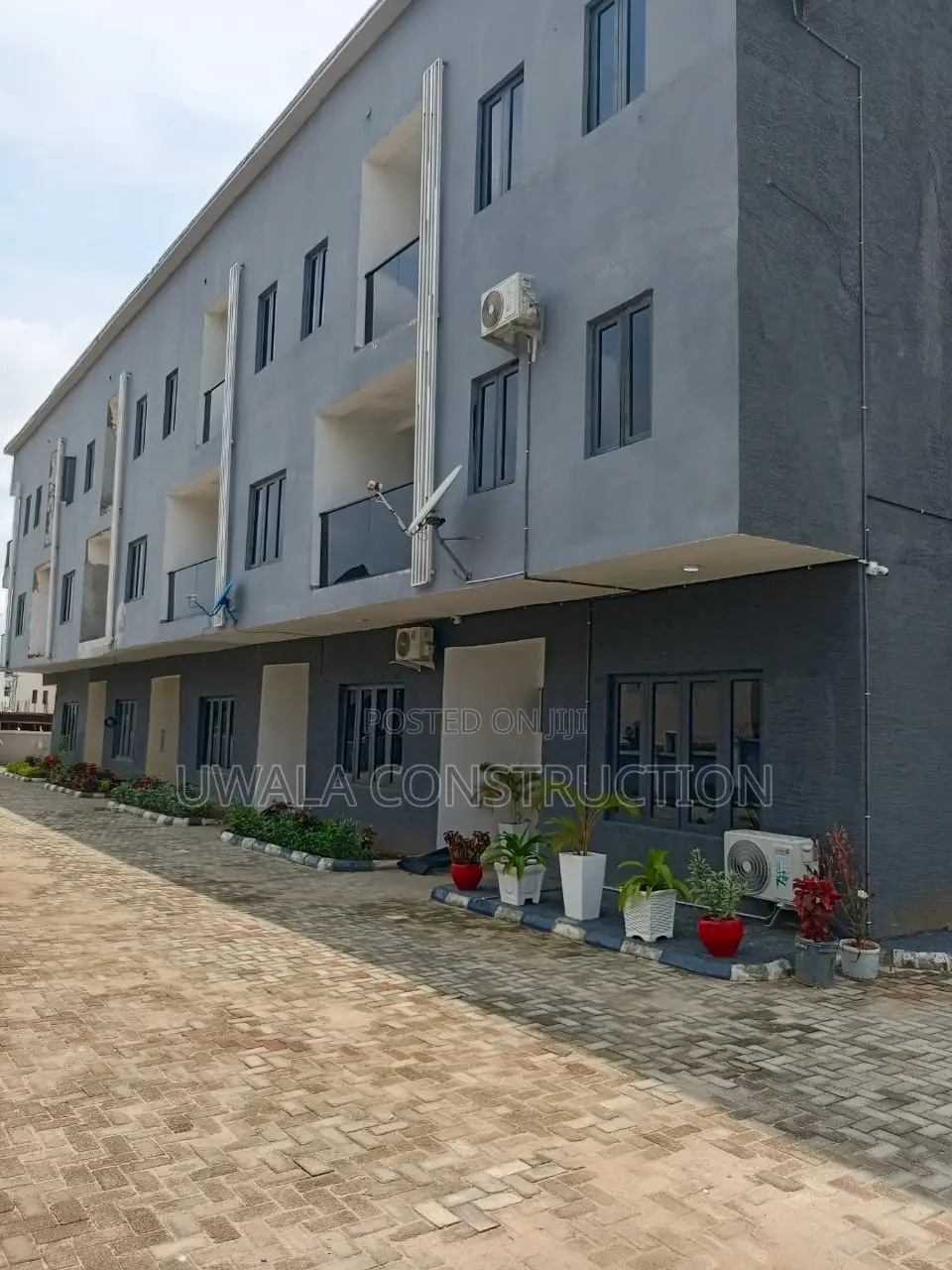 4bdrm Duplex in Life Camp for sale in Life Camp