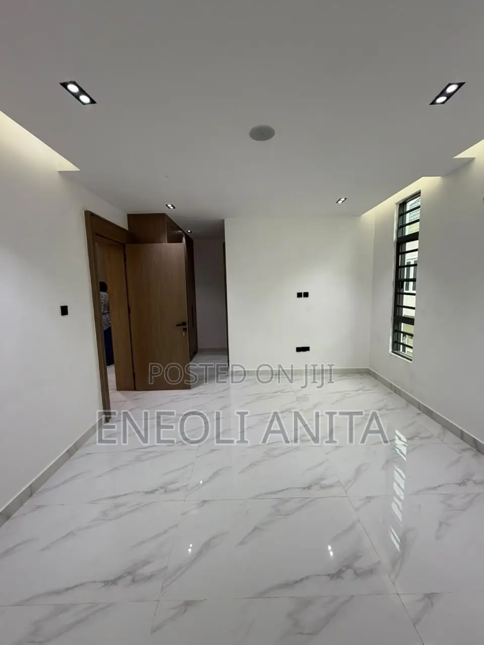 6bdrm Duplex in Apo Resettlement for sale in Apo Resettlement