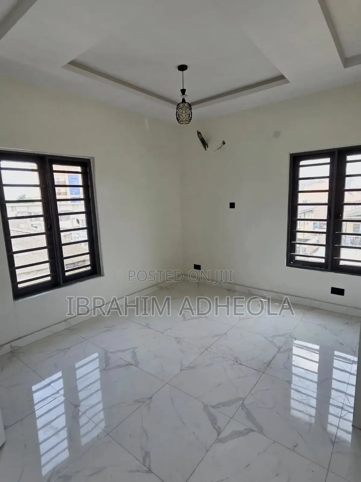 3bdrm Apartment in Ilupeju for sale in Ilupeju Industrial Estate