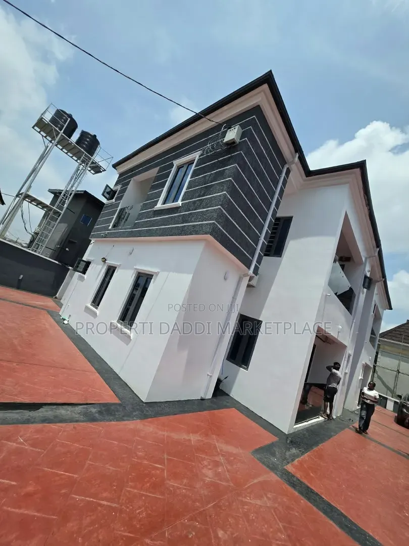 3bdrm Duplex in Alagbado for rent in Alagbado