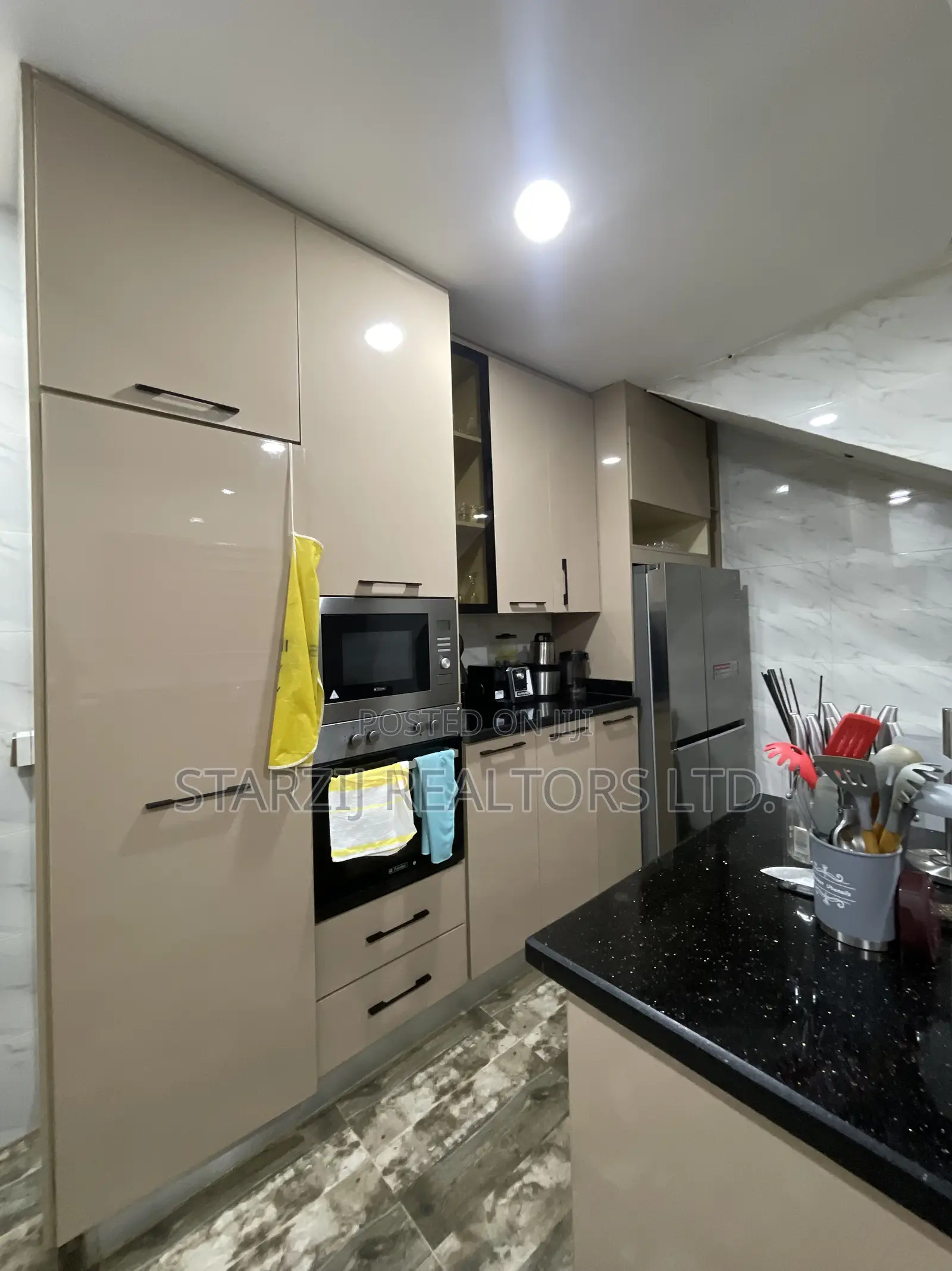 Furnished 4bdrm Duplex in Ochacho, Life Camp for sale in Life Camp