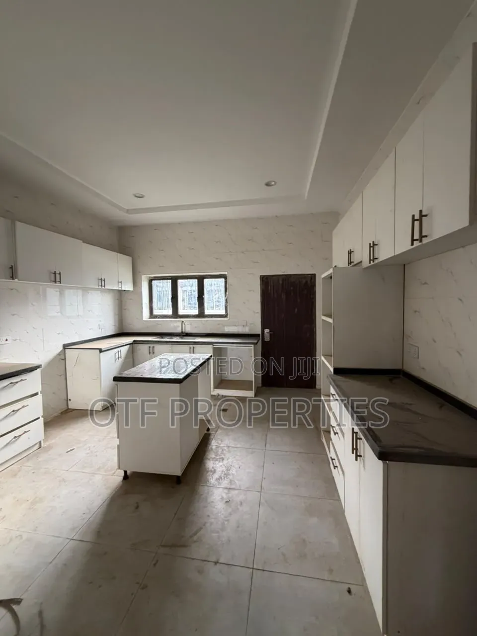 4bdrm Duplex in Lifecamp By Kado for rent in Life Camp