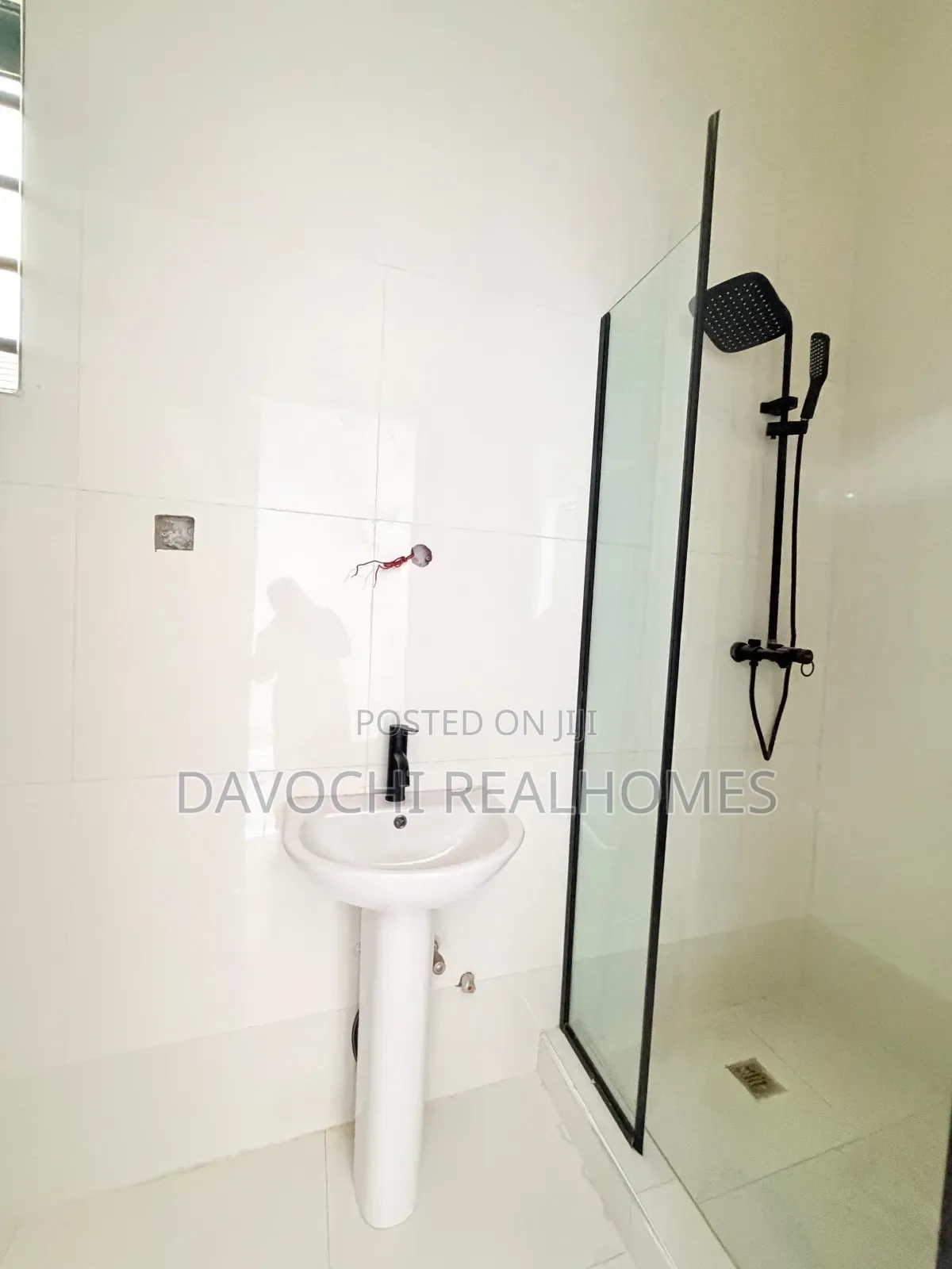 5bdrm Duplex in Sangotedo for sale in Sangotedo