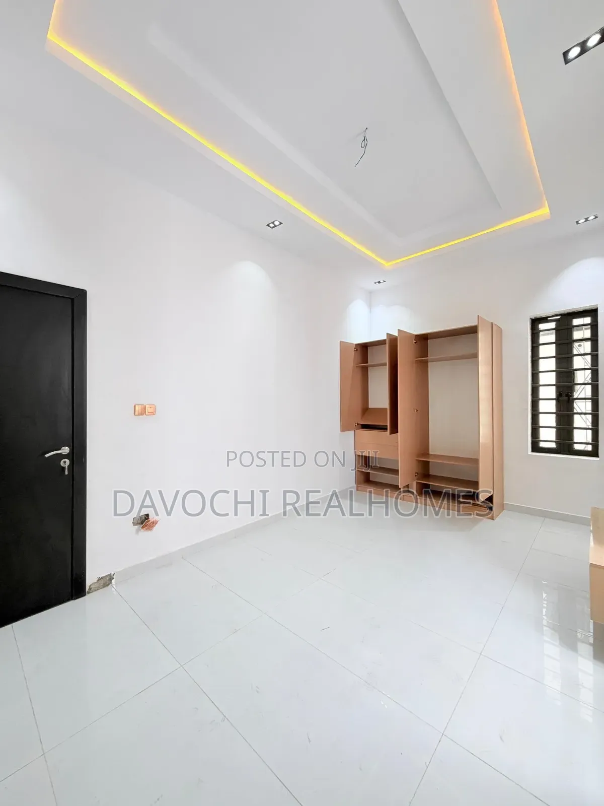 5bdrm Duplex in Sangotedo for sale in Sangotedo