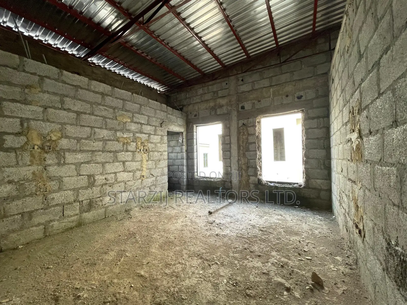 4bdrm Duplex in Life Camp for sale in Life Camp