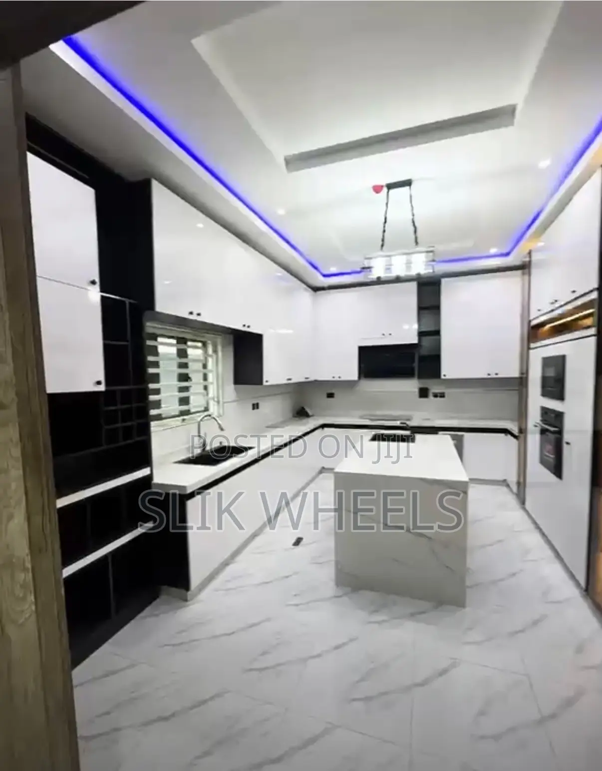 Exclusive 6 Bedroom Fully Detached Duplex in Katampe Extension