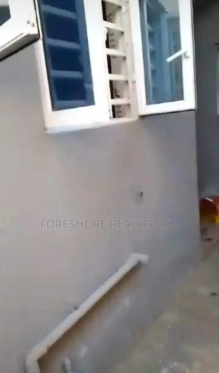 Studio Apartment in Opposite Omole Phase, Berger for rent in Berger