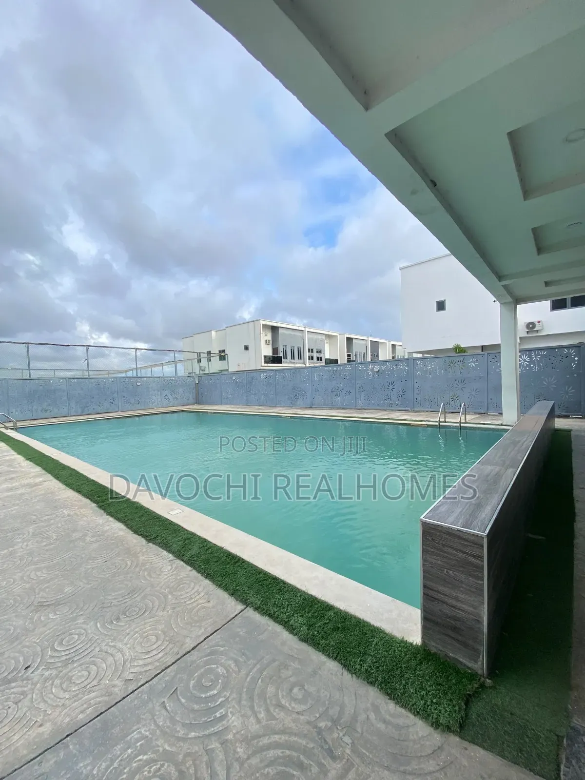 3bdrm Duplex in Sangotedo for sale in Sangotedo