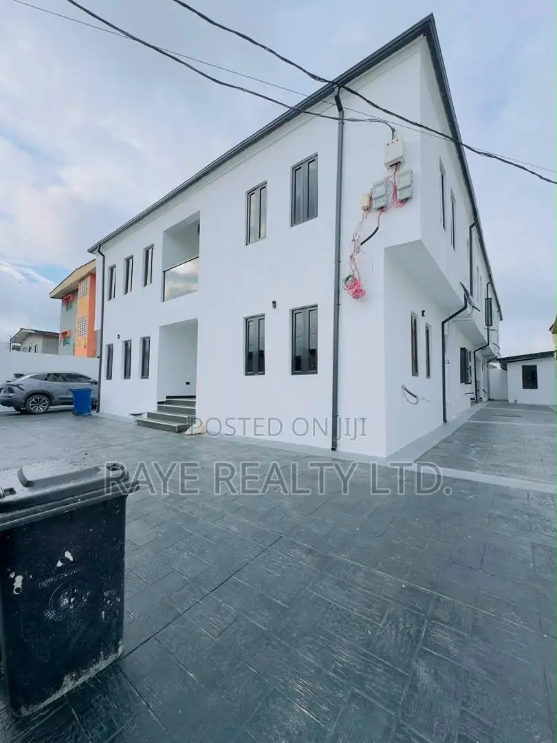 3bdrm Apartment in Gbagada for sale in Gbagada