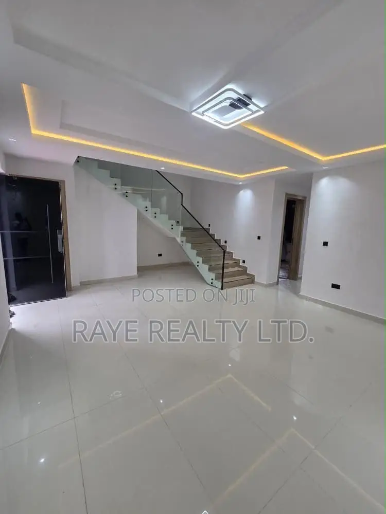 4bdrm Duplex in Ikeja for sale in Ikeja