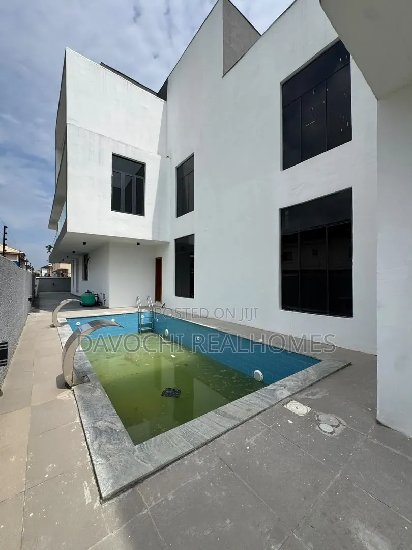 2bdrm Apartment in Ikate for sale in Ikate