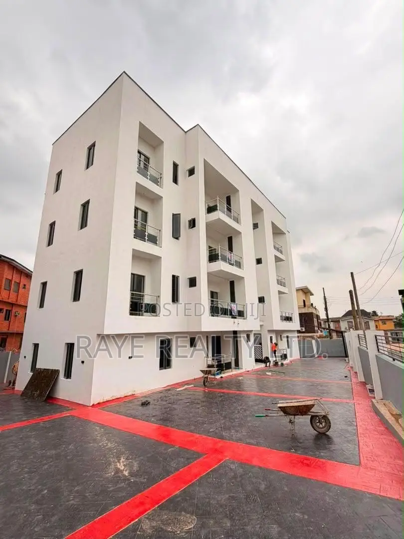 3bdrm Apartment in Gbagada for sale in Gbagada