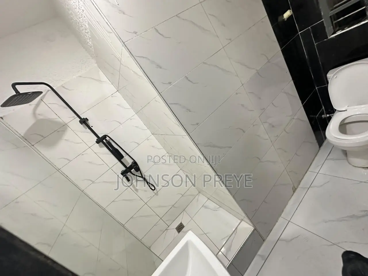 2bdrm Apartment in Lekki Right for rent in Lekki Phase 1