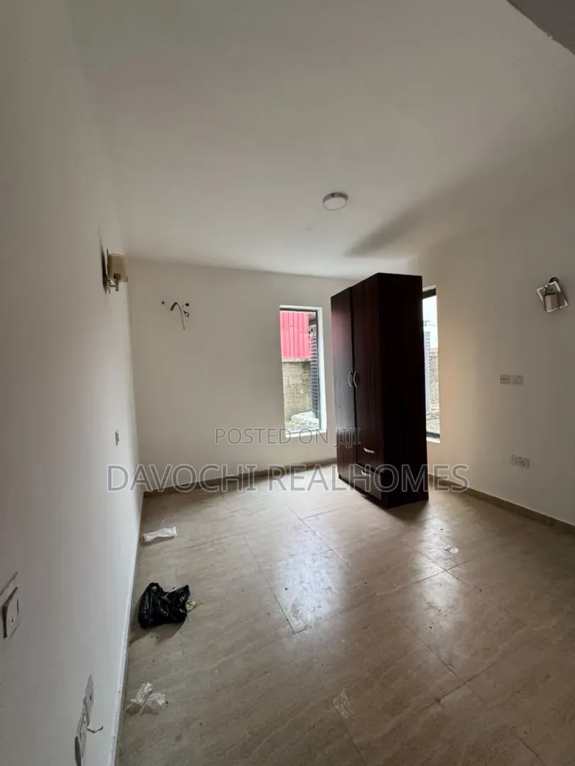 2bdrm Apartment in Ikate for sale in Ikate