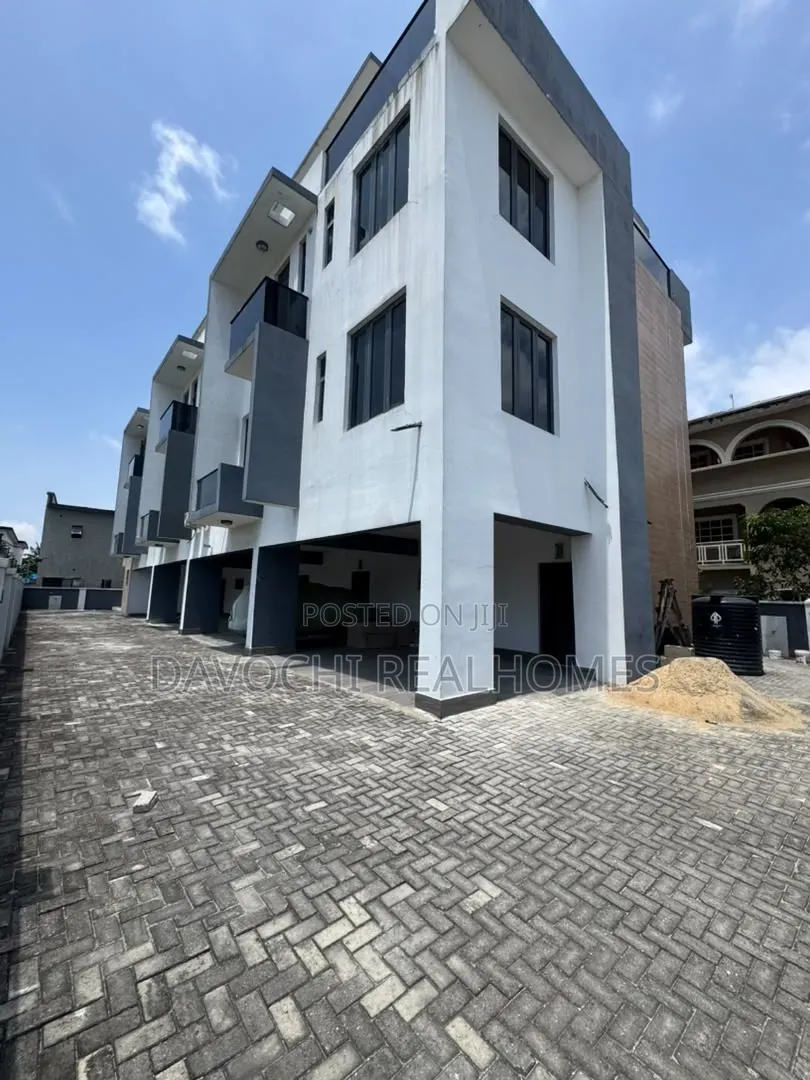 2bdrm Apartment in Lekki Phase 1 for rent in Lekki Phase 1