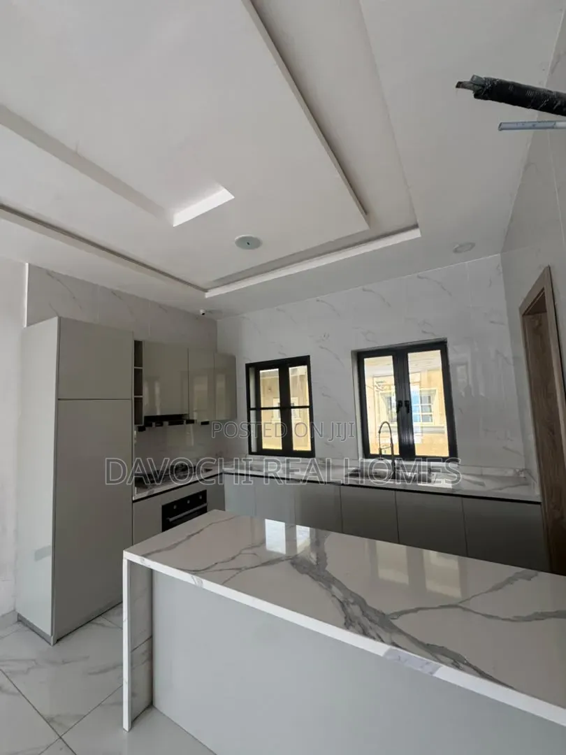 2bdrm Apartment in Lekki Phase 1 for rent in Lekki Phase 1