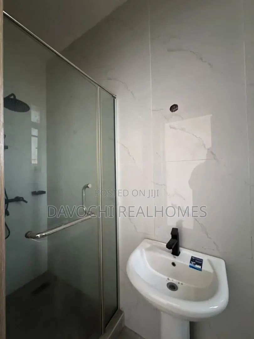 2bdrm Apartment in Lekki Phase 1 for rent in Lekki Phase 1