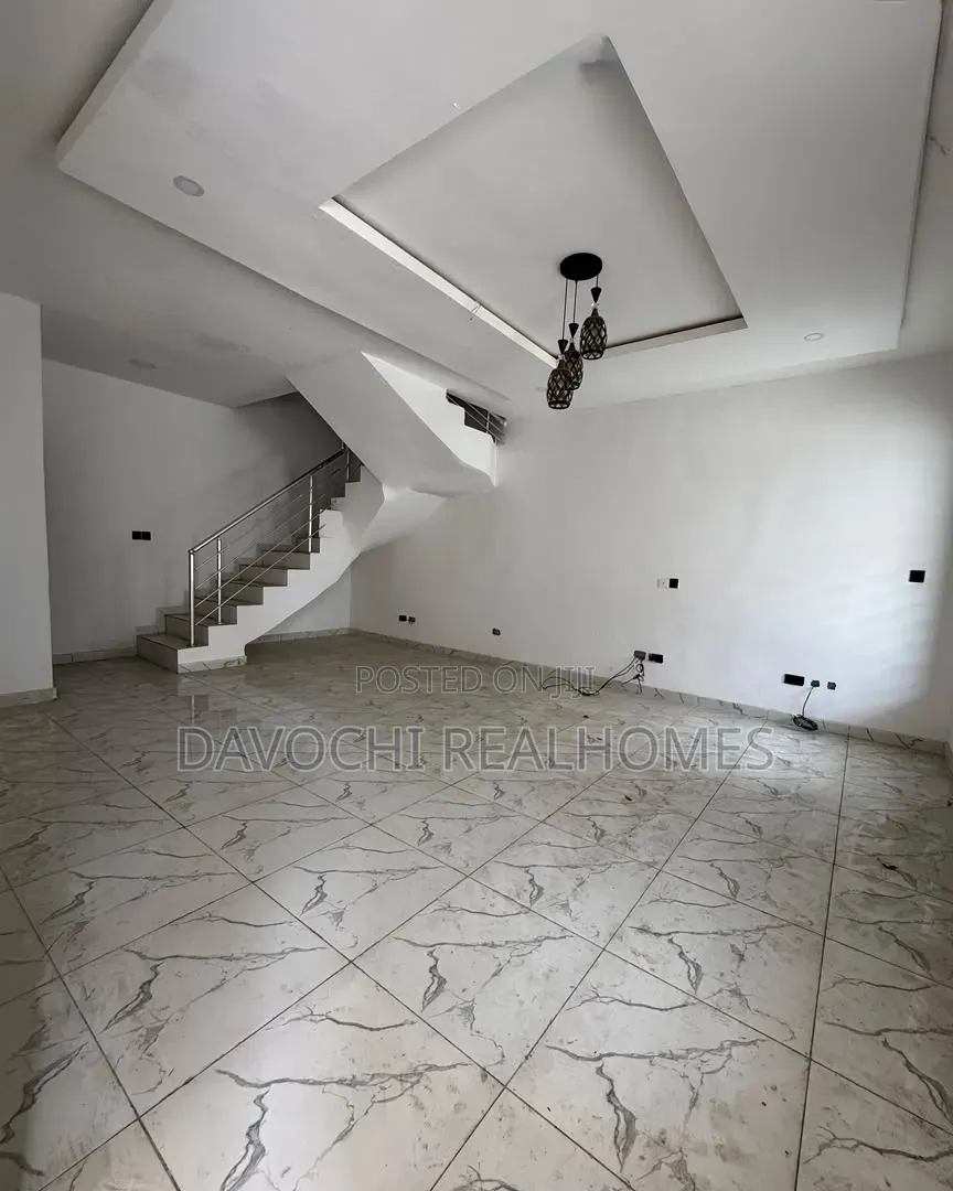 5bdrm Duplex in VGC / Ajah for rent in VGC / Ajah