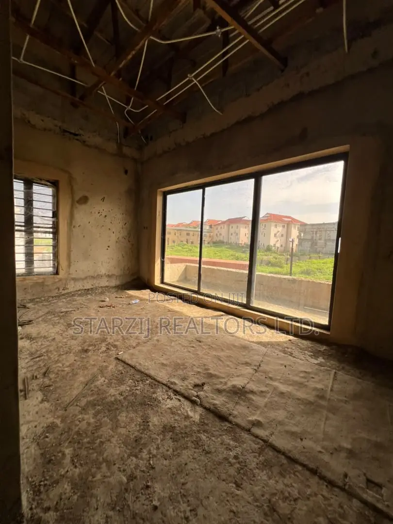 4bdrm House in Karsana, Dape for sale in Dape