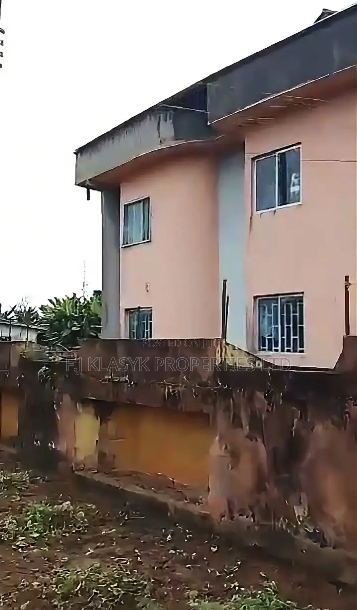 4bdrm Block of Flats in Benin City for sale in Benin City