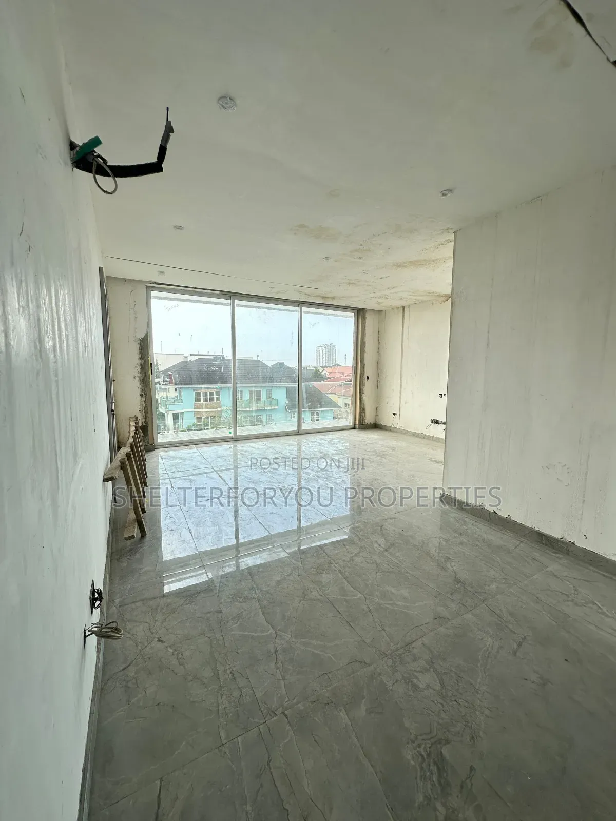 2bdrm Apartment in Lekki Expressway for sale in Lekki Expressway