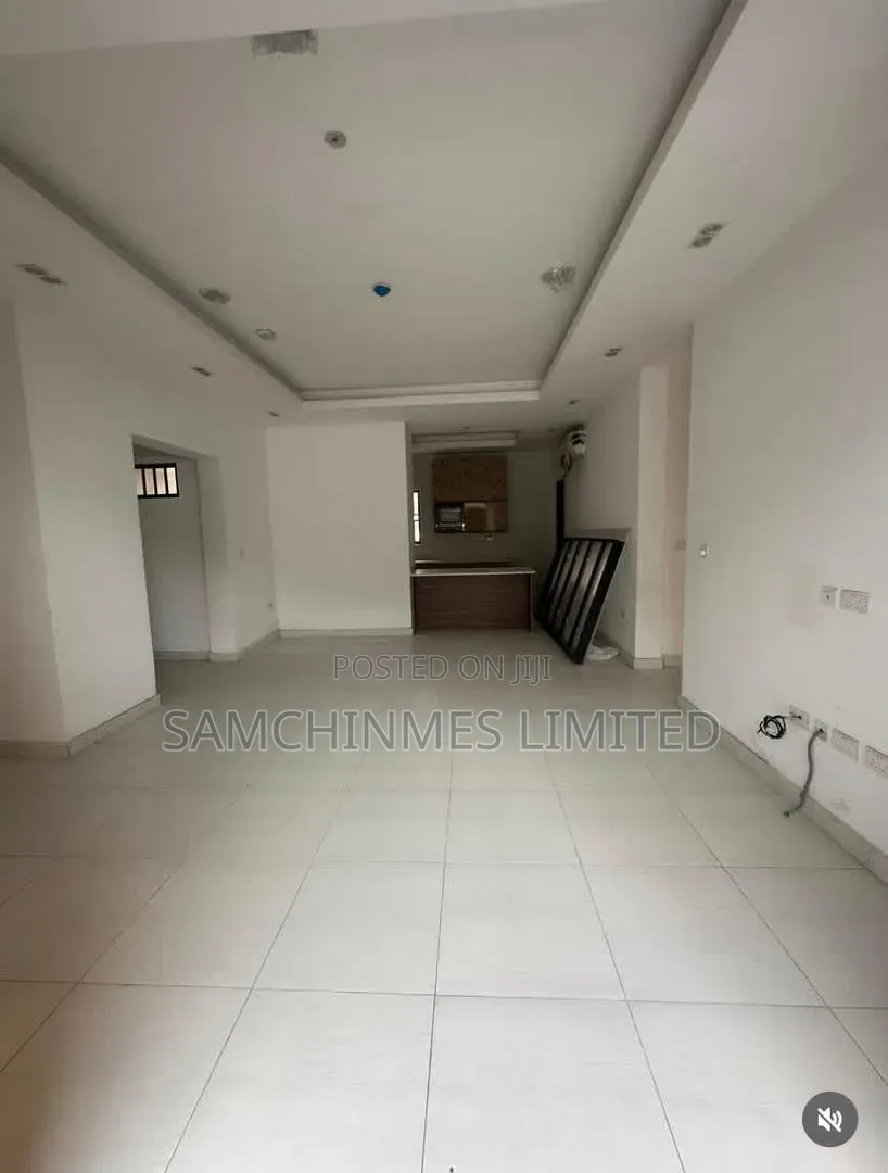 3bdrm Apartment in Lekki Phase 1 for rent in Lekki Phase 1