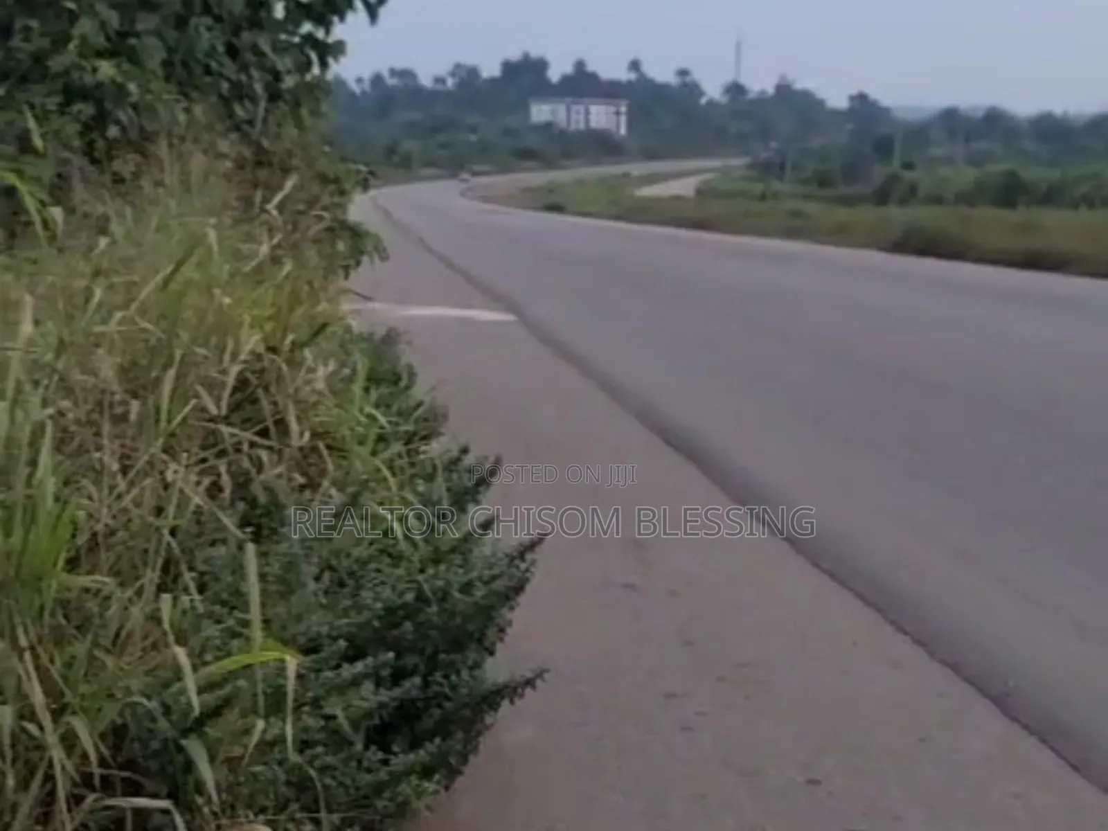 21⁄2 Plots for Sale at Ohiya Along the Express Rd, Umuahia Abia State in Umuahia