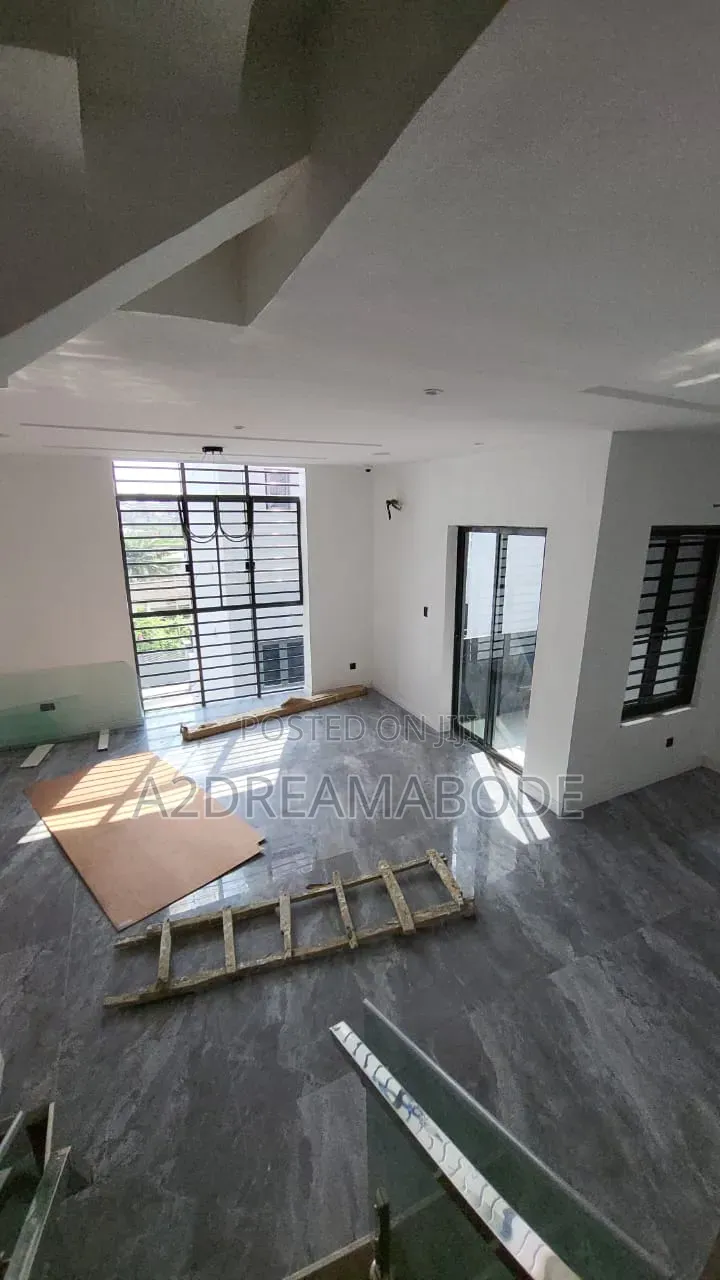 4bdrm Duplex in Ikeja, Opebi for rent in Opebi