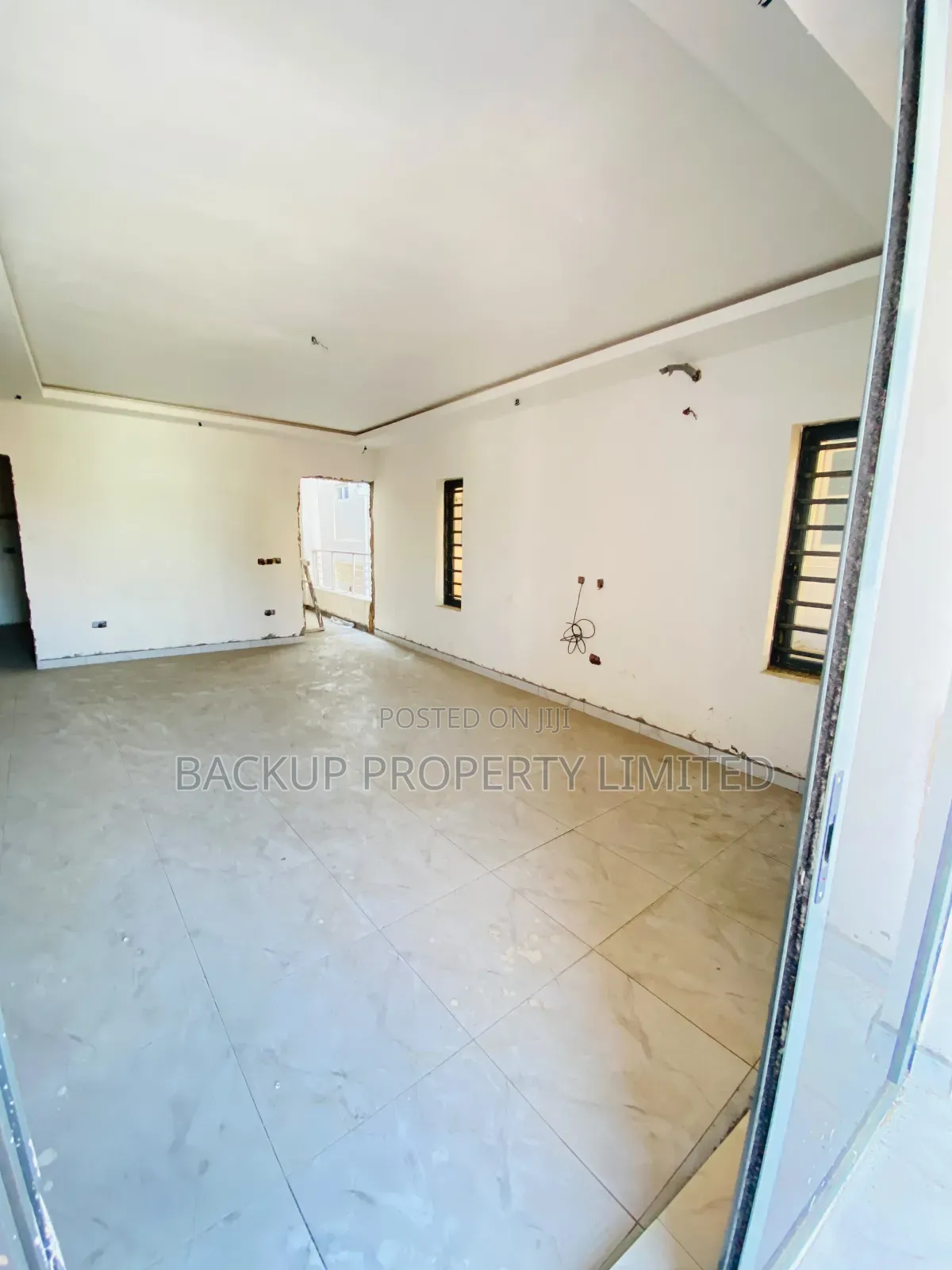 3bdrm Apartment in Alagomeji for sale in Alagomeji