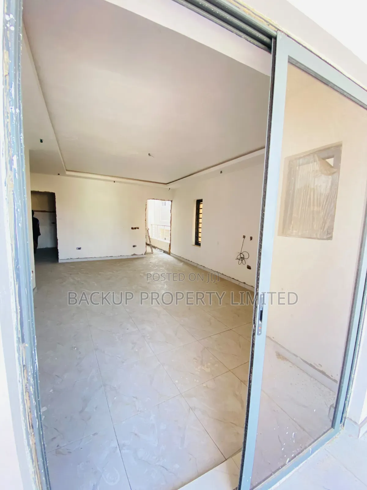 3bdrm Apartment in Alagomeji for sale in Alagomeji