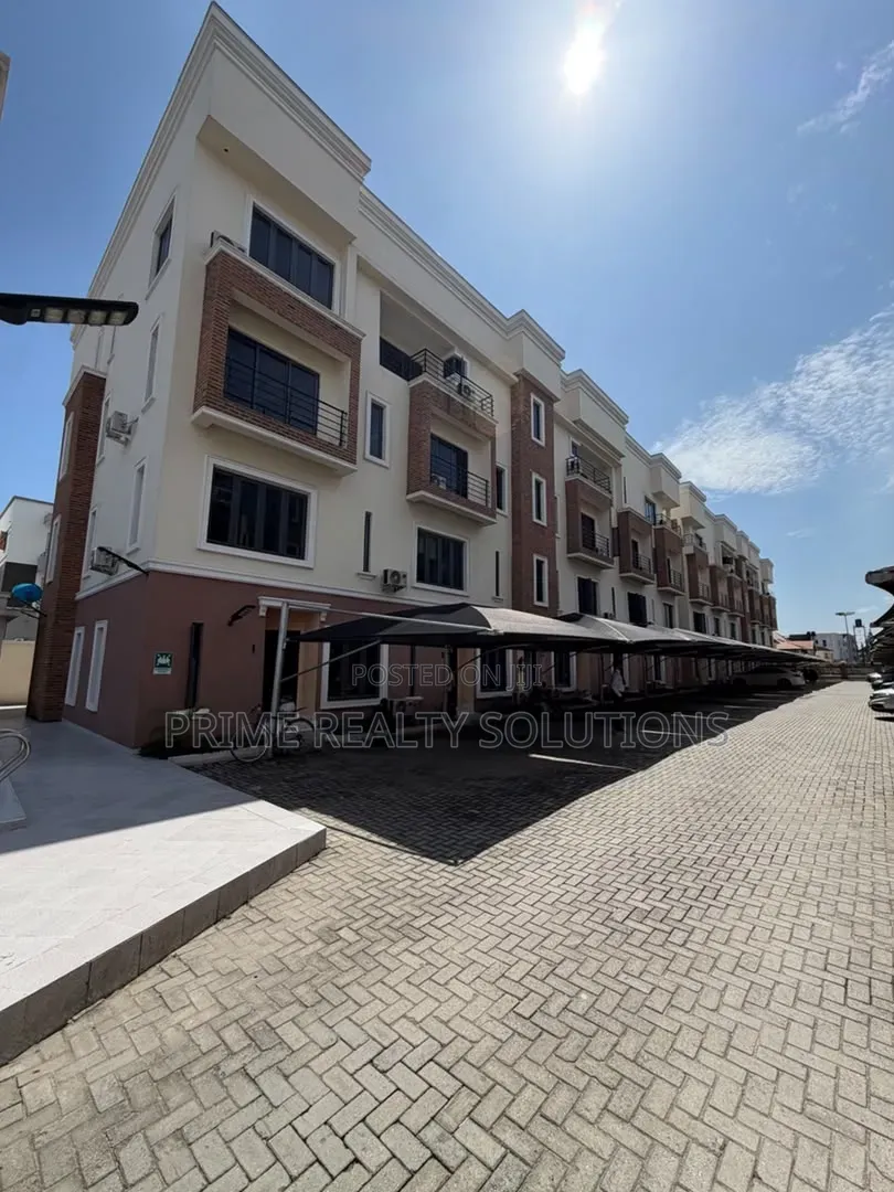 4bdrm Townhouse / Terrace in 𝐋𝐞𝐤𝐤𝐢 𝐩𝐡𝐚𝐬𝐞 1, Lekki Phase 1 for rent in Lekki Phase 1