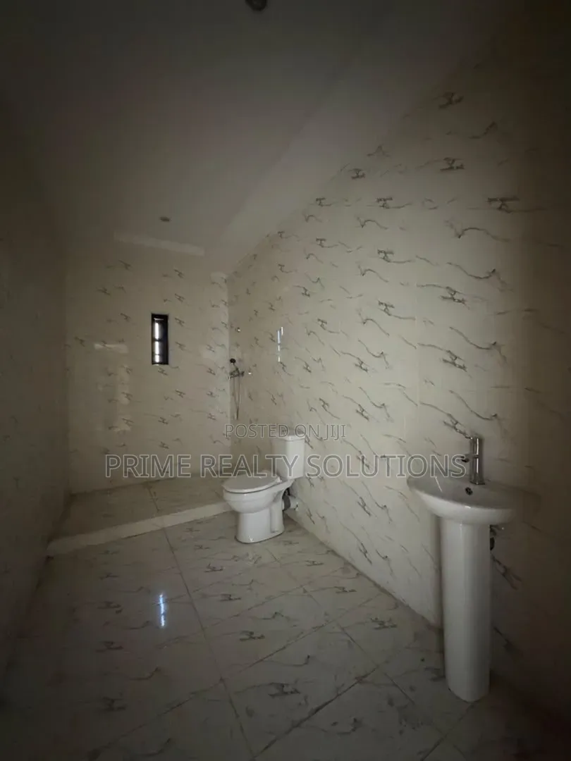 4bdrm Townhouse / Terrace in 𝐋𝐞𝐤𝐤𝐢 𝐩𝐡𝐚𝐬𝐞 1, Lekki Phase 1 for rent in Lekki Phase 1