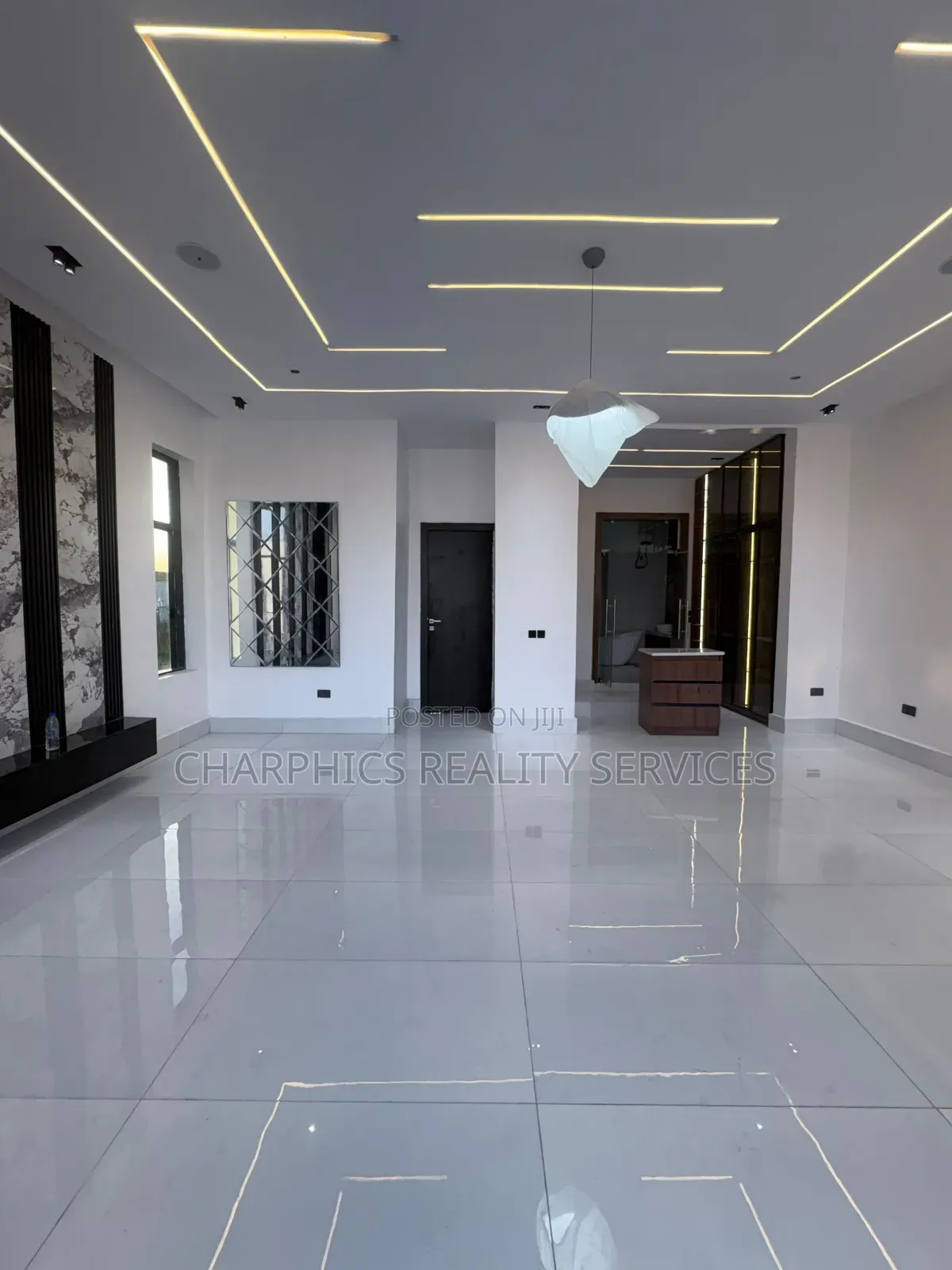 5bdrm Duplex in Off Lekki-Epe Expressway for sale in Off Lekki-Epe Expressway