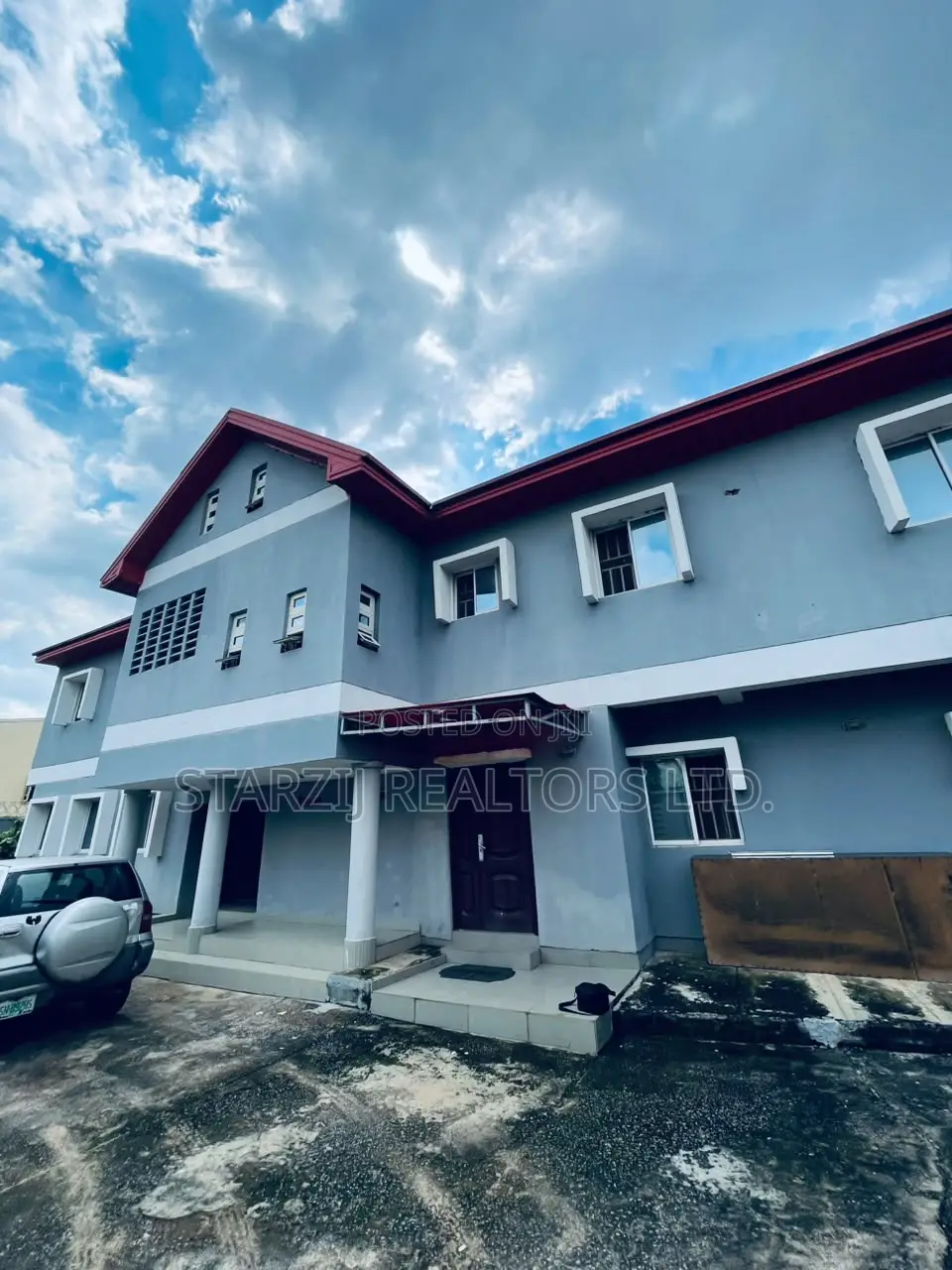 6bdrm Duplex in Idu Industrial for sale in Idu Industrial