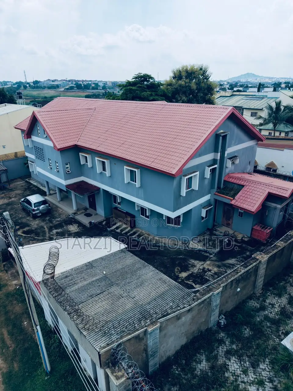 6bdrm Duplex in Idu Industrial for sale in Idu Industrial
