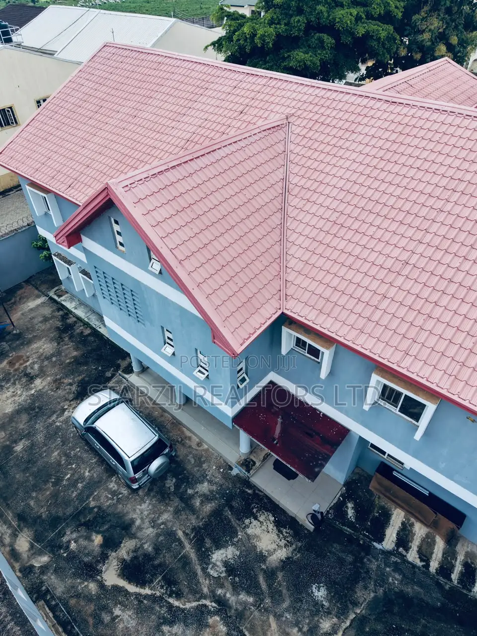 6bdrm Duplex in Idu Industrial for sale in Idu Industrial