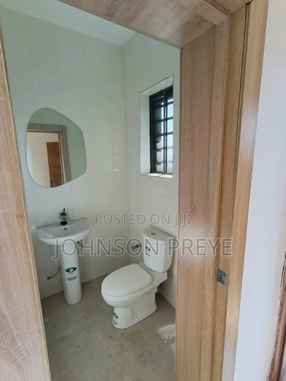 2bdrm Apartment in Ologolo, Lekki Phase 1 for rent in Lekki Phase 1