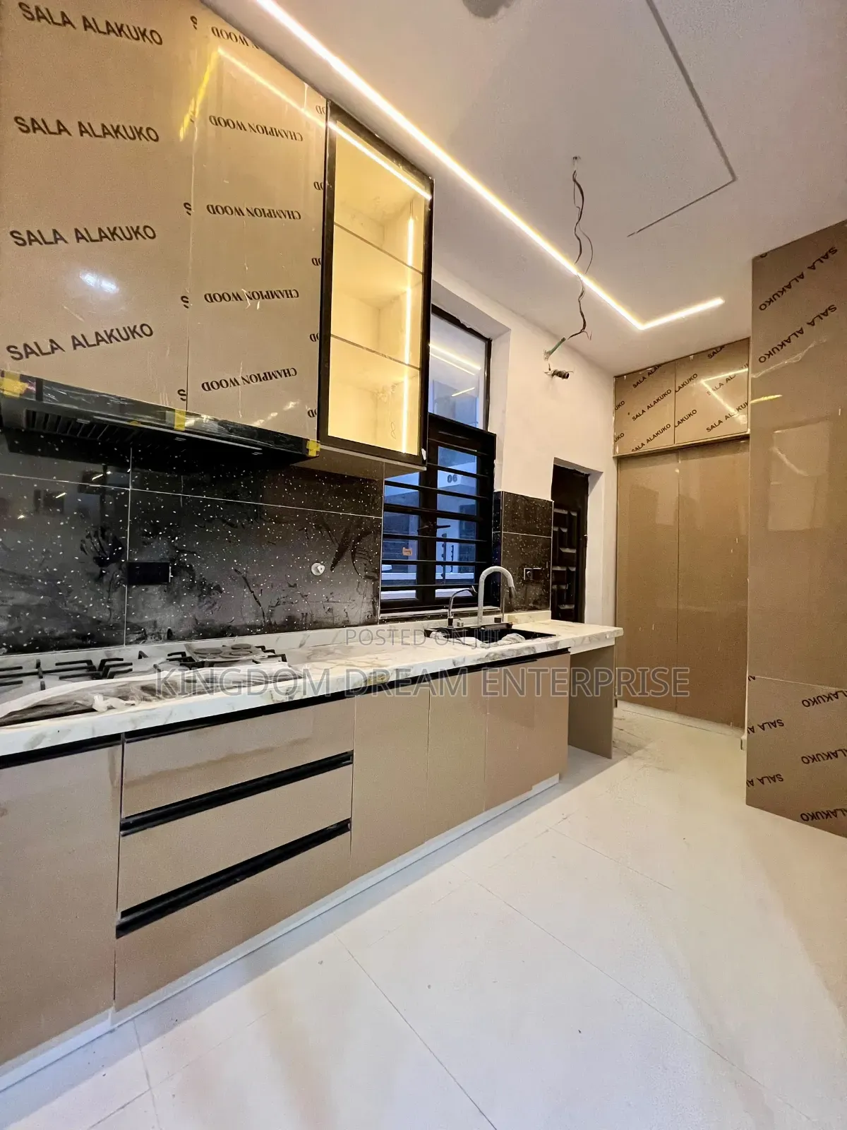4bdrm Duplex in Ikota Lekki Lagos for sale in Ikota