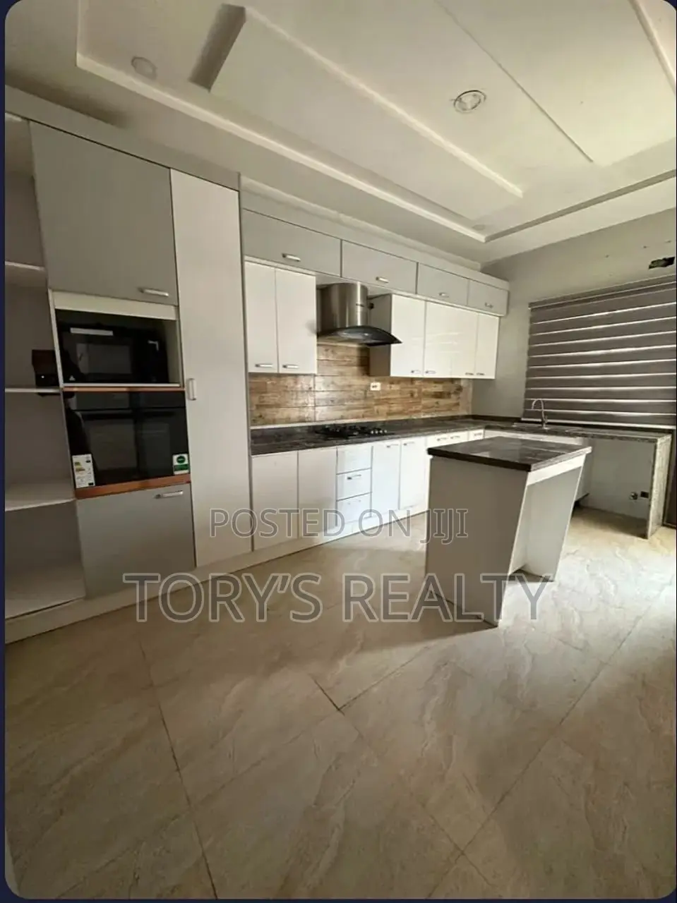 4bdrm Duplex in Lekki Phase 1 for rent in Lekki Phase 1
