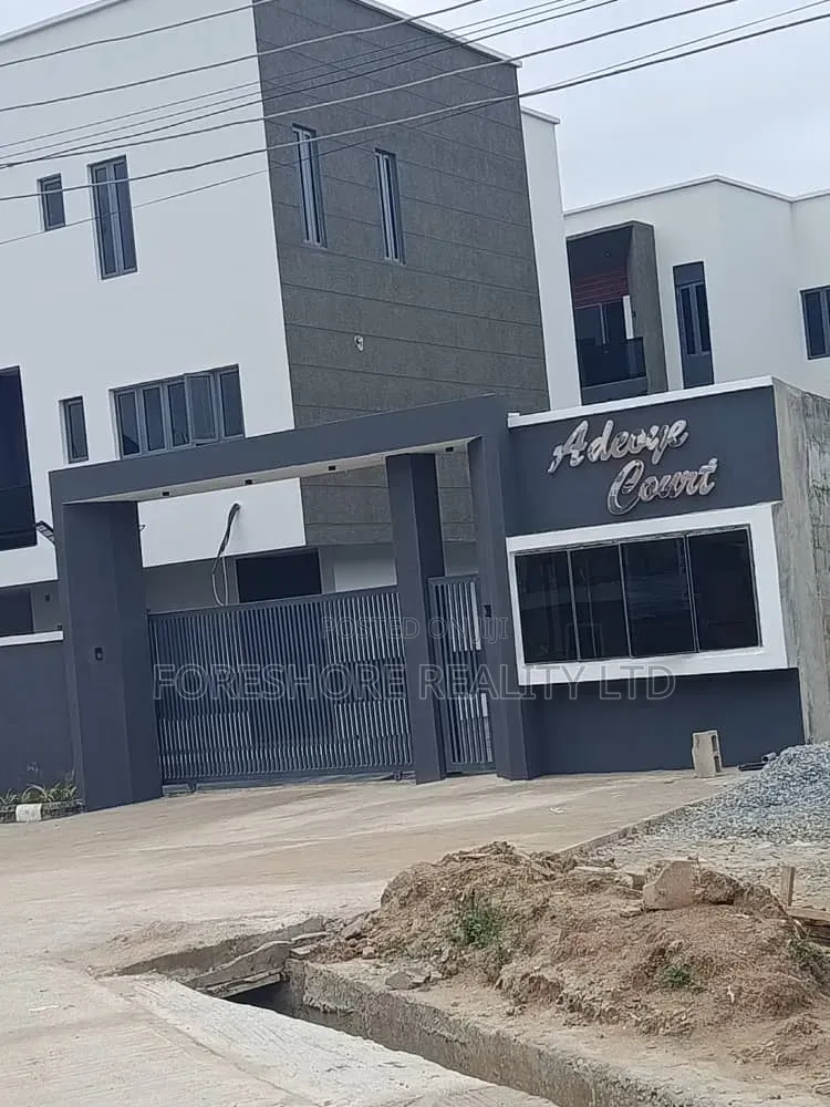 4bdrm Duplex in Adeoye Court, Berger for rent in Berger